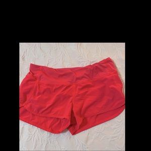 Lululemon low rise 2.5” Speed Up Shorts
